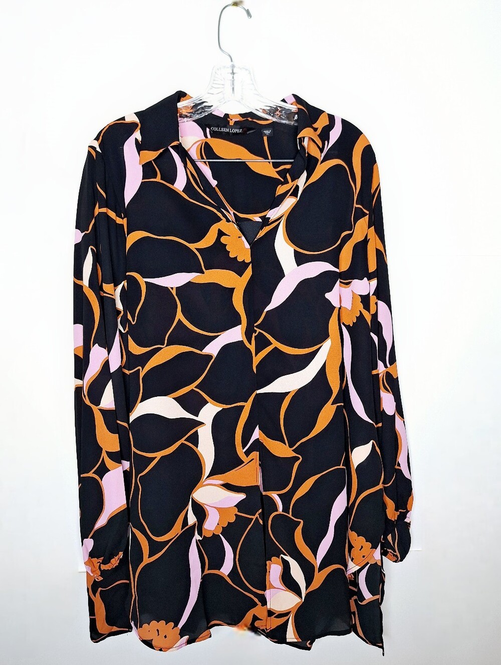 Colleen Lopez "The Rich Auntie In Dark Floral" Bloom Core, tunic blouse.